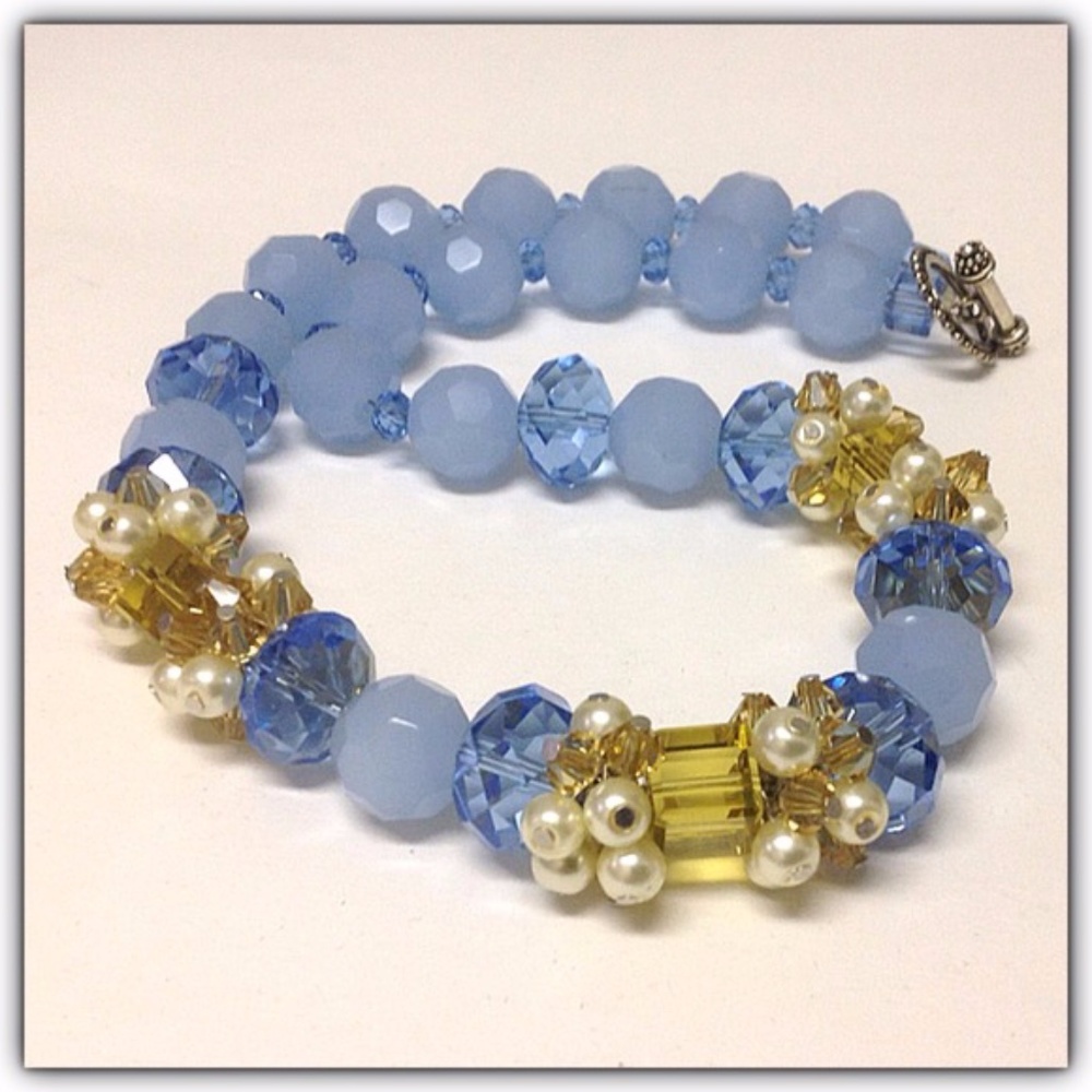 Sea Blue Crystals Necklace BOUTIQUE